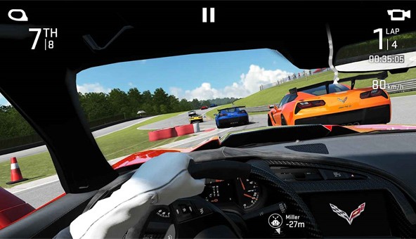 实在模仿轿车驾驭的赛车竞速游戏下载吧游戏介绍